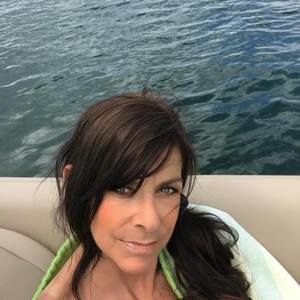 Meet your Posher, Mary jo